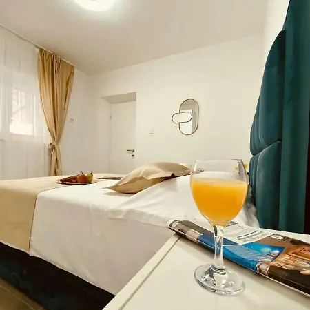 Fjera - Sea View, Hot Tubs, Terrace, Bbq Villa