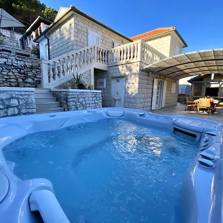 Fjera With A Sea View, Hot Tubs, Terrace, Bbq Villa Pucisca