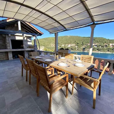 Villa Fjera With A Sea View, Hot Tubs, Terrace, Bbq *