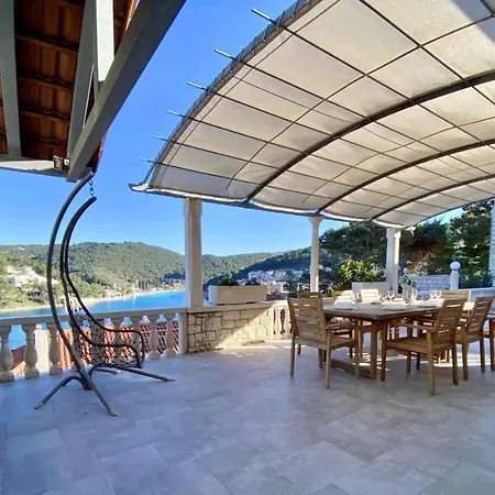 Fjera With A Sea View, Hot Tubs, Terrace, Bbq Villa Pucisca